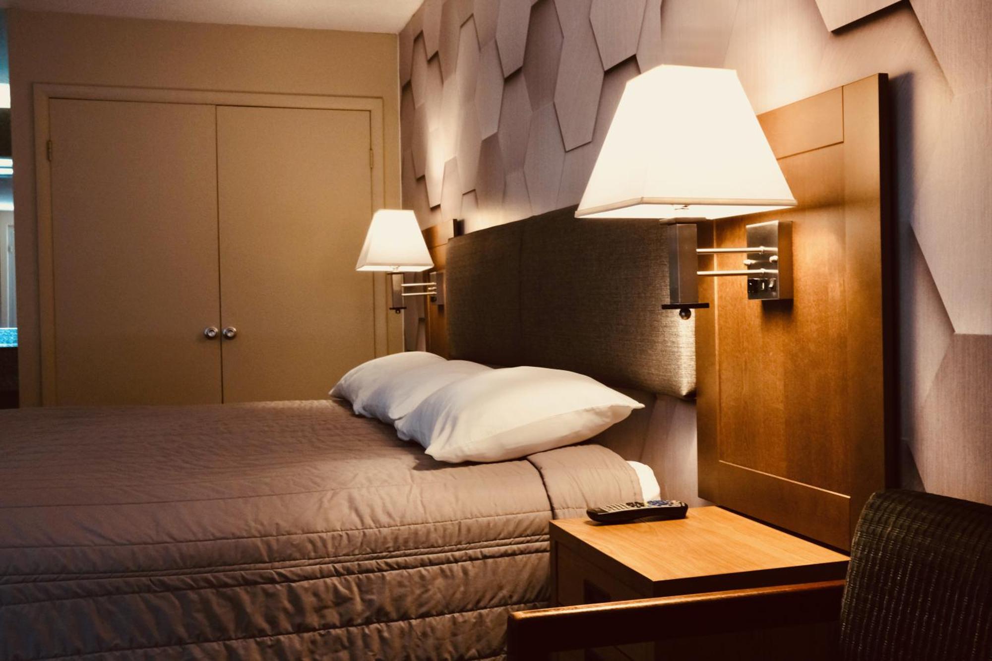 Regency Inn Of Eddyville Kuttawa エクステリア 写真